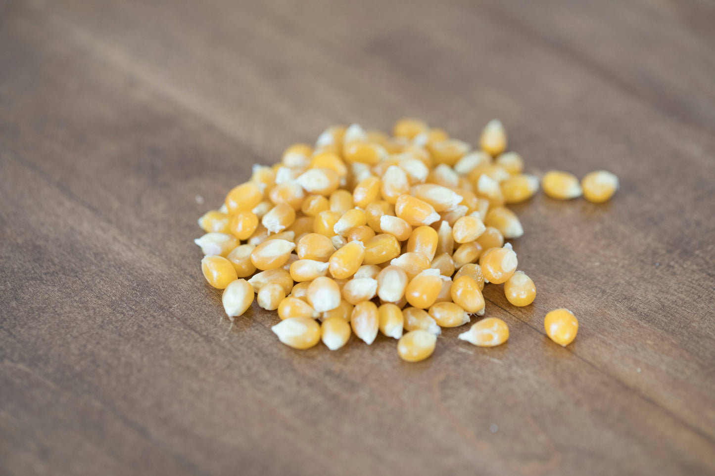 6lb Bag of Medium Yellow Popcorn