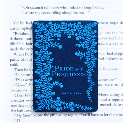 Bookish Magnet - Pride and Prejudice - Dark Blue Floral