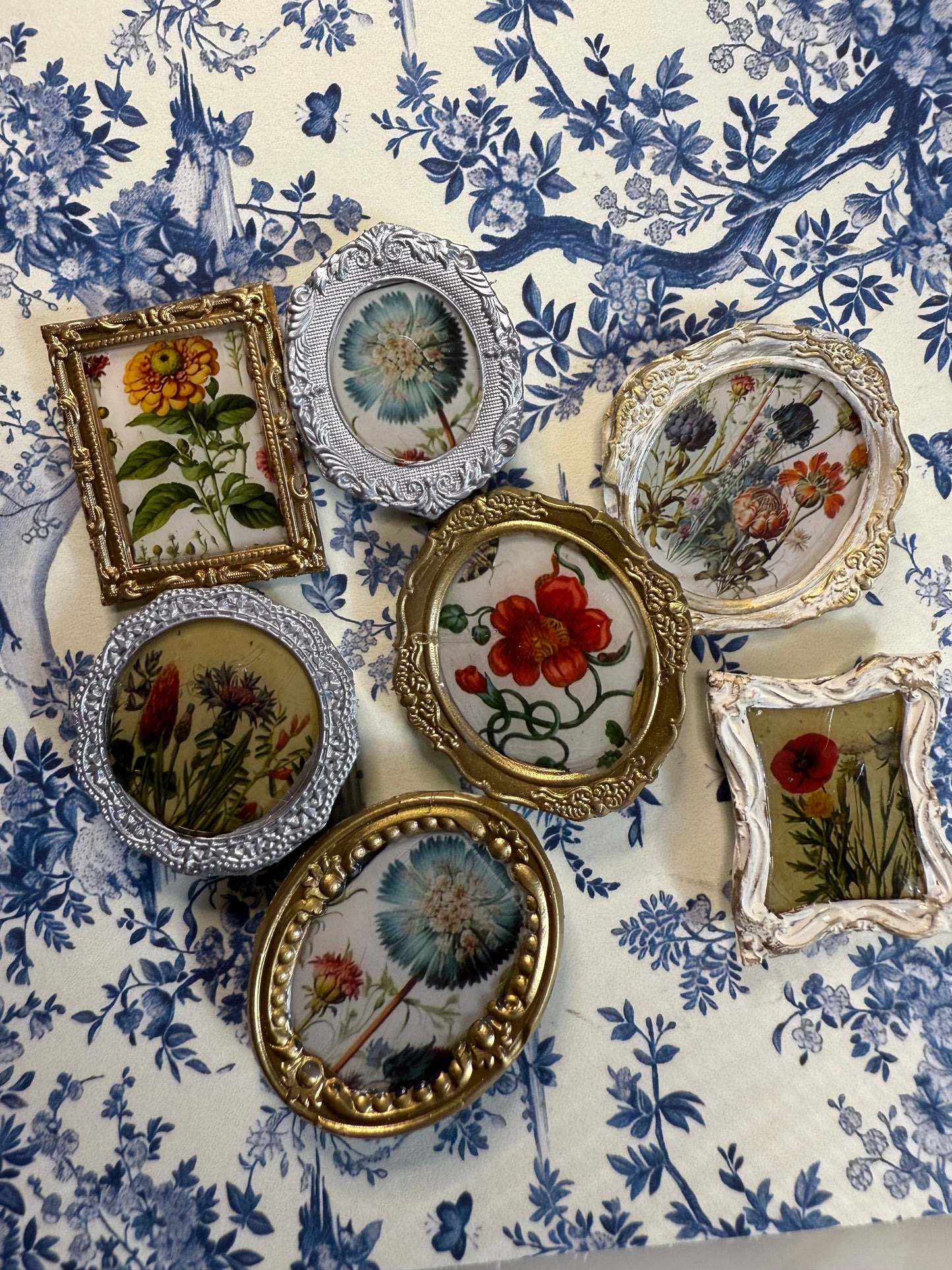 Vintage floral Magnets (Set of 4)