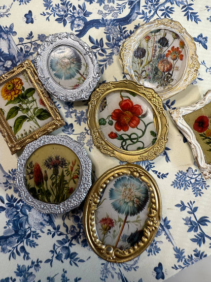 Vintage floral Magnets (Set of 4)