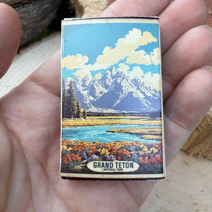 Grand Tetons Vintage-looking National Park Matchbox